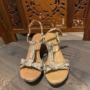 Born snakeskin strappy sandls - EUC - size 9